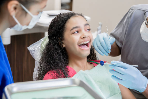 Best Emergency Tooth Extraction  in Clear Lake, IA